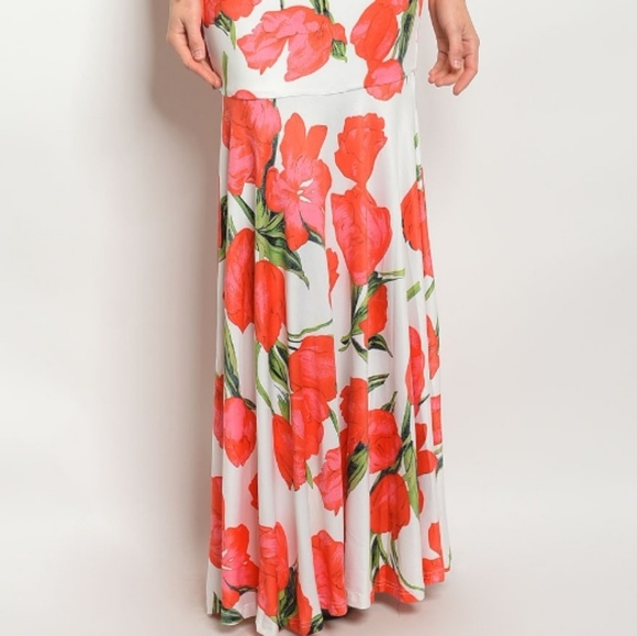 Strapless Floral Maxi Dress - Picture 5 of 6